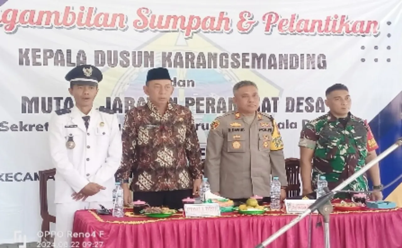Pemdes Karangsemanding Gelar Pelantikan Perangkat Desa