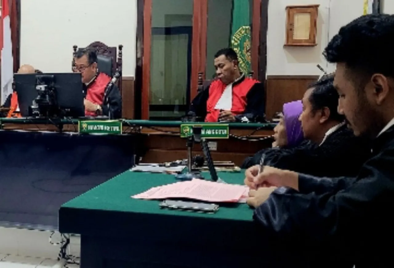 Fenny Merina Diadili di PN Surabaya, Perkara Penipuan Uang Rp3 Miliar