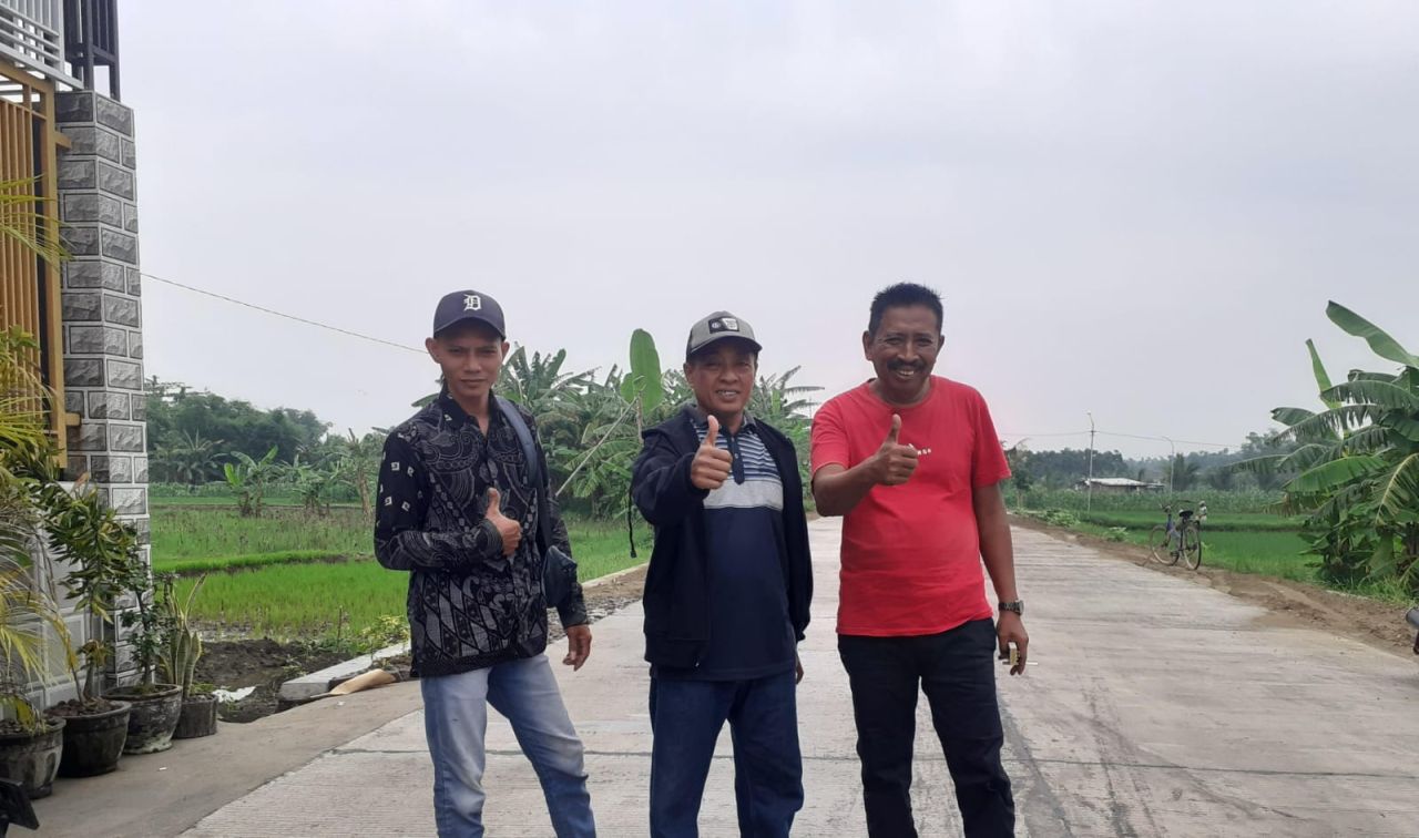 Jalan Kabupaten di Desa Lundo Sudah Mulus, Warga: Terima Kasih Pemkab Gresik...