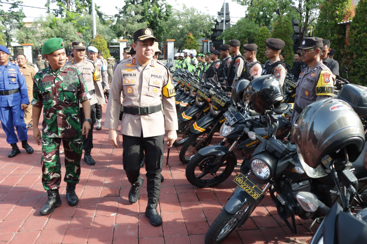 Kapolres Gresik Pimpin Apel Gelar Pasukan Bulan Bakti TNI-Polri 2024