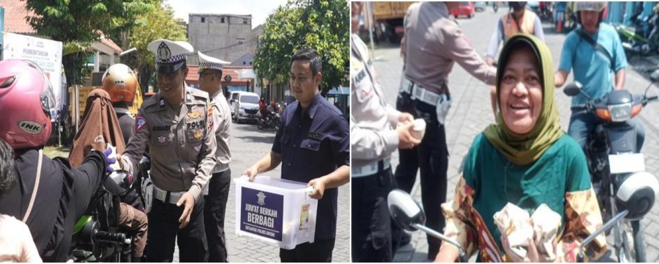 Satlantas Polres Gresik Bagikan Makanan kepada Pengendara, dalam Jumat Berkah