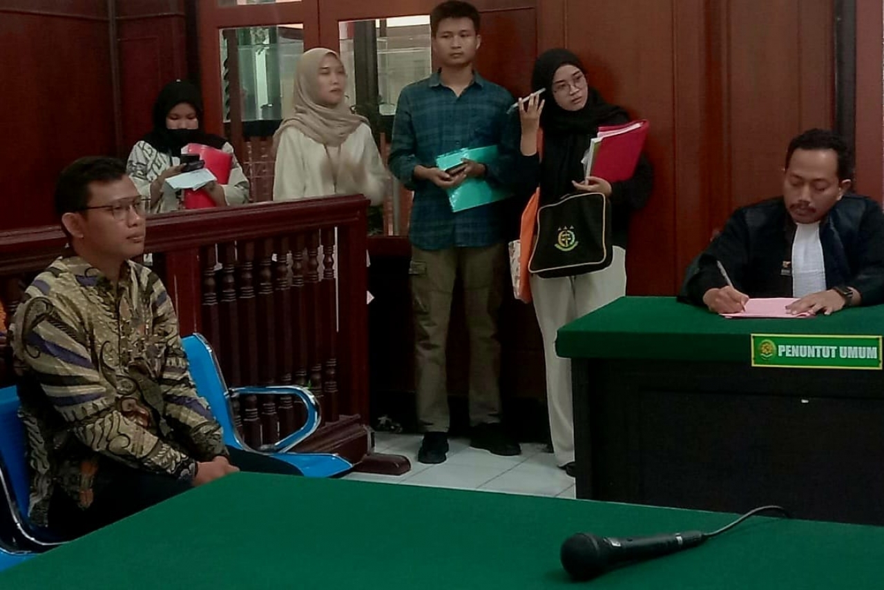 Sidang Lanjutan Perkara Pidana KDRT, Dedy Kurniawan Hanya Dihukum 1 Bulan Bui
