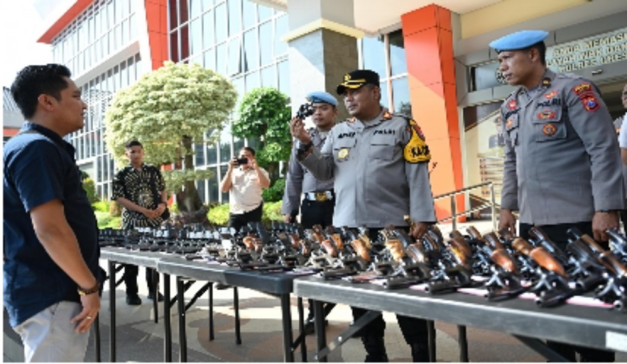 Kapolres Gresik Cek Senjata Api Inventaris Polres dan Polsek Jajaran