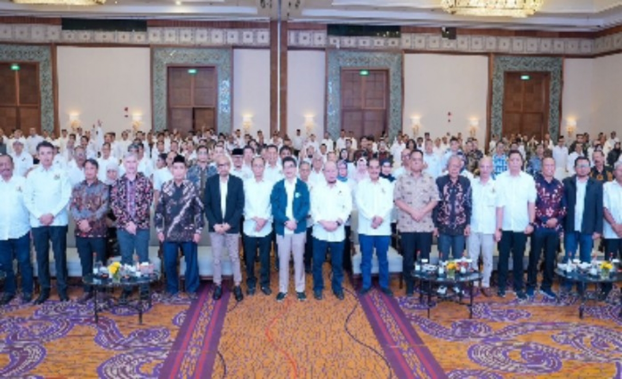 LaNyalla Ajak KADIN Jatim Satukan Irama dengan Kabinet Merah Putih