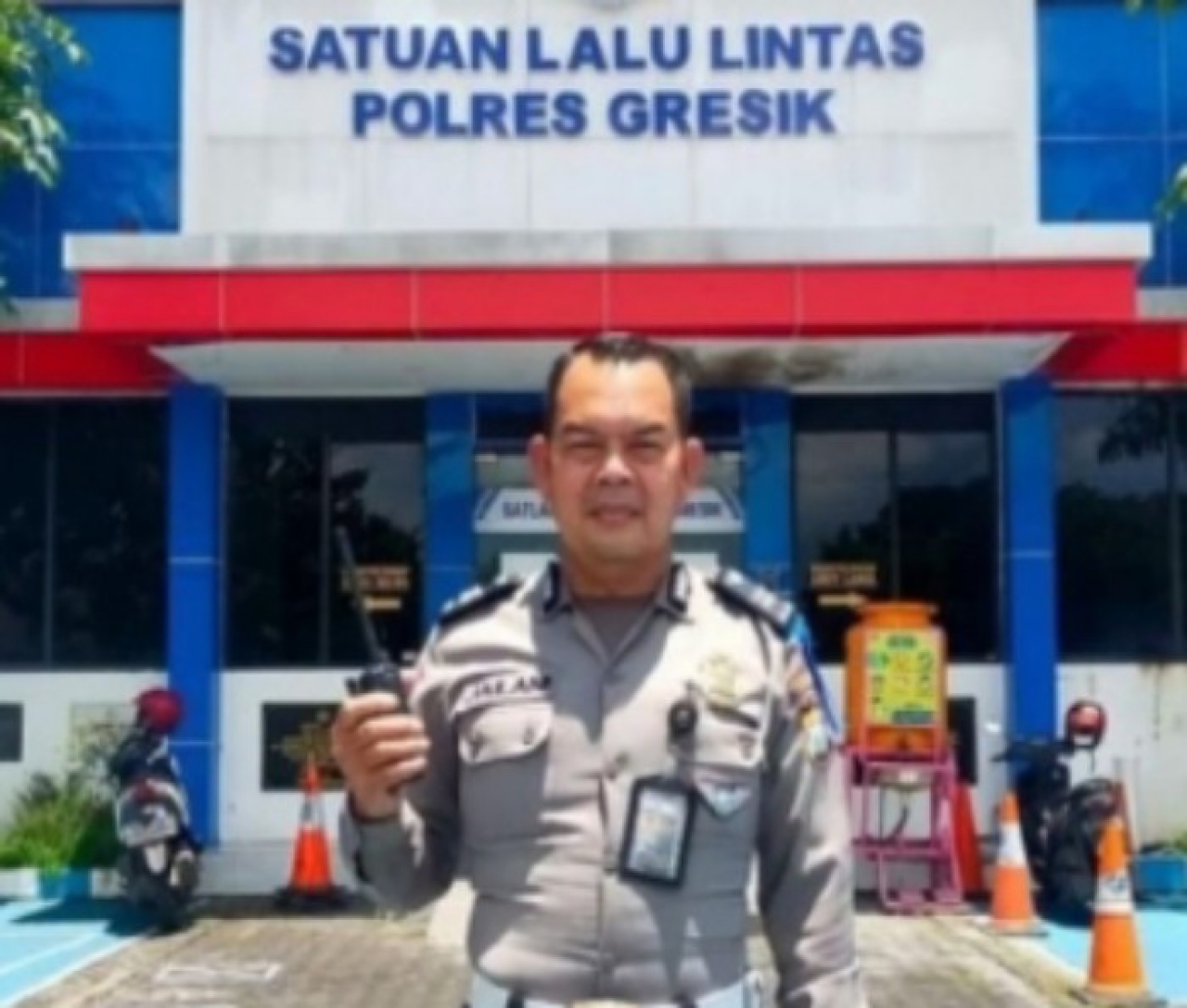 Kenang Mendiang Polisi Aiptu Jailani yang Humanis, Jujur dan Tegas, Anggota Polres Gresik yang Tilang Istrinya