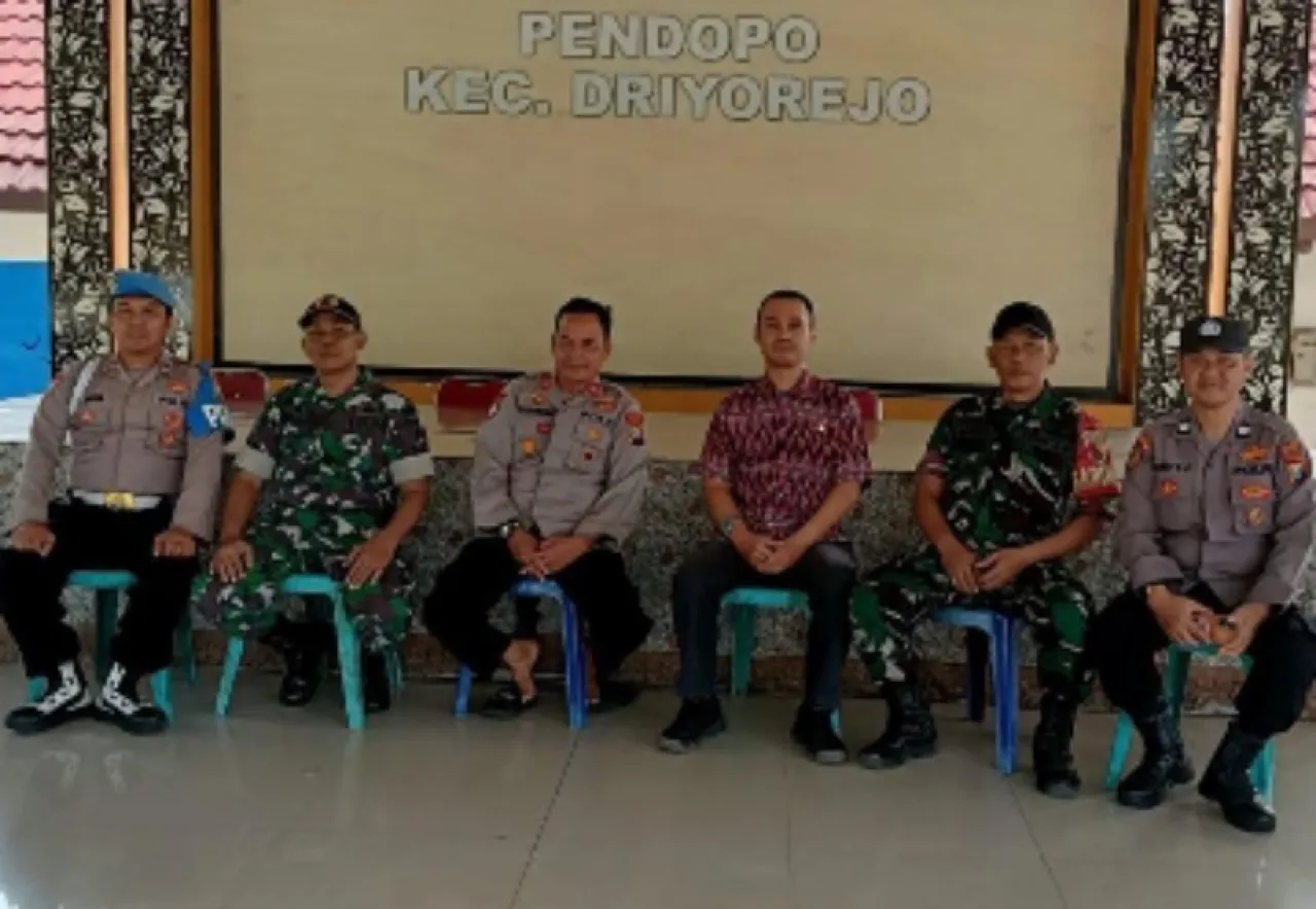 Polsek Driyorejo Pastikan Pengamanan Malam Tahun Baru 2025 Berjalan Aman dan Kondusif
