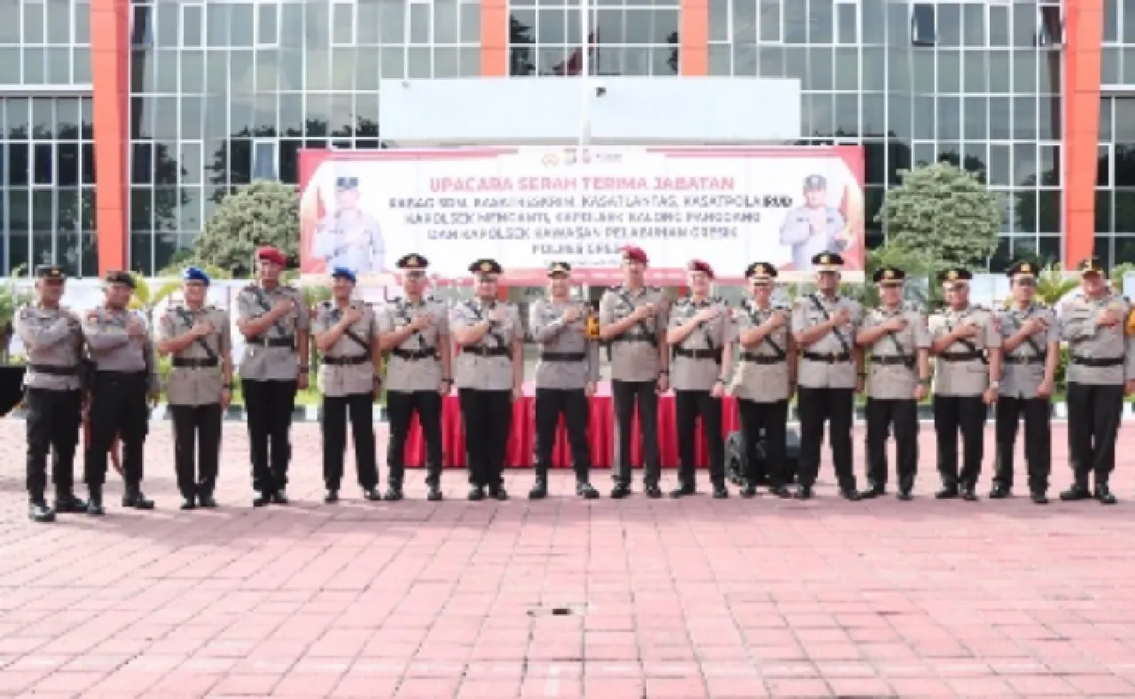 Mutasi PJU Polres Gresik: Penyegaran Organisasi untuk Optimalisasi Pelayanan Publik