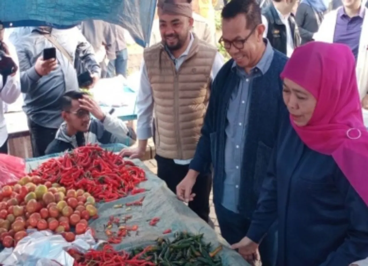 Selama Ramadhan, Gubernur Khofifah Pastikan Stok Pangan di Jatim Aman