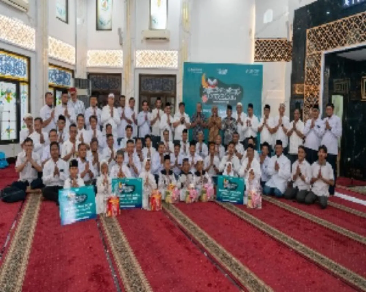 Momentum Ramadhan 1446 H, TPS Gelar Tadarus Al Qur'an bersama Pekerja dan Beri Santunan Anak Yatim Piatu