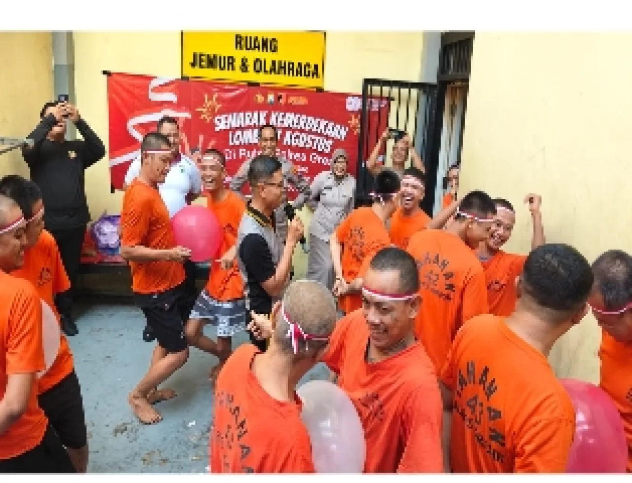 Bentuk Pembinaan Humanis, Polres Gresik Gelar Lomba HUT RI ke 80 Untuk Tahanan