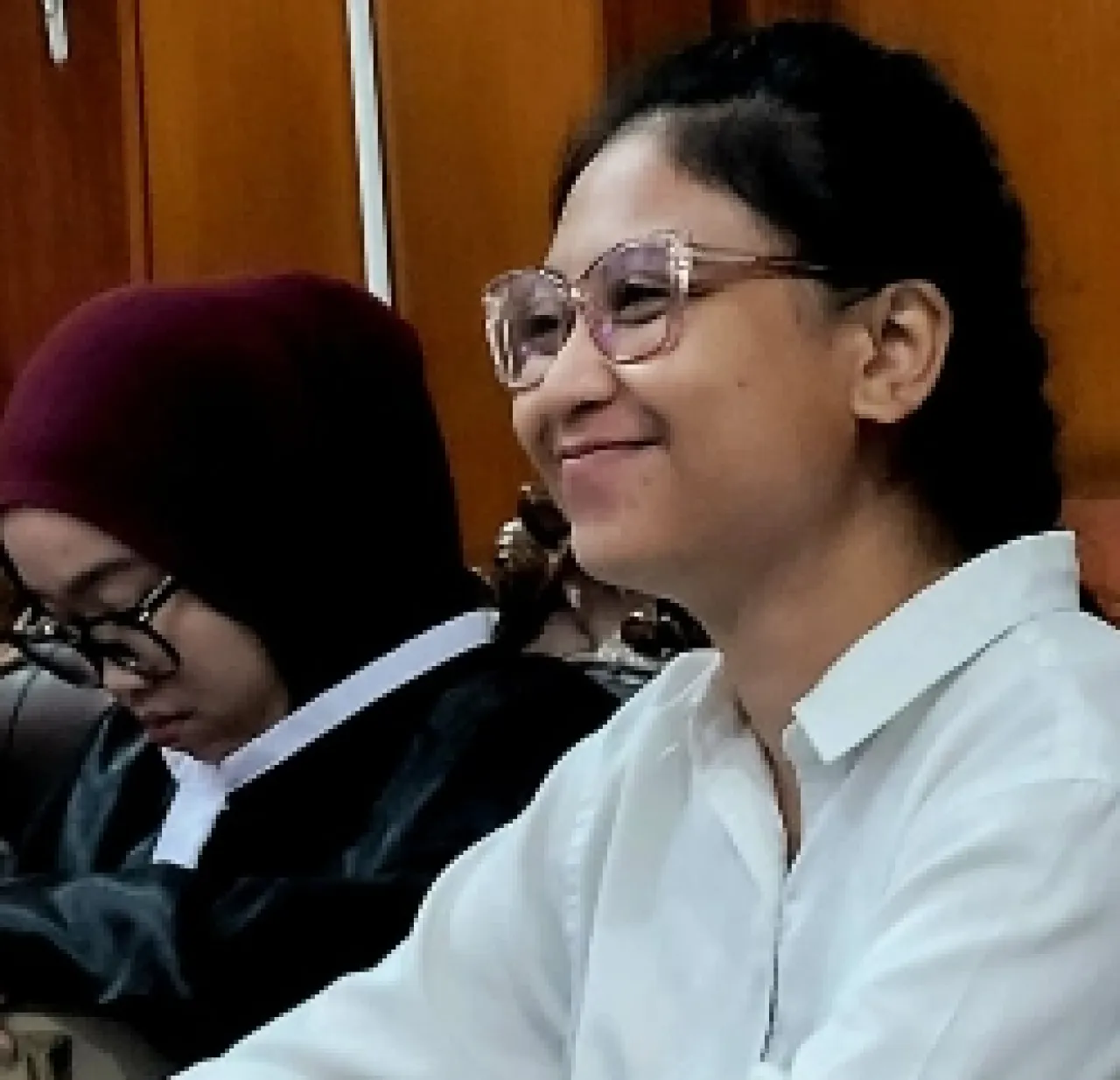 Mantan Kasir PT. Tripalindo Trans Mix Gelapkan Uang Rp7,9 M, Gaya Desicha Dituntut 4 Tahun Penjara ‎