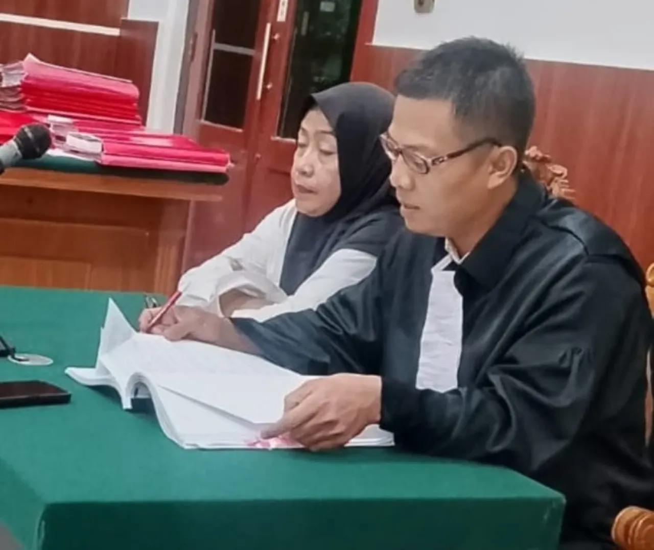 PNS Kelurahan Jaksel Tipu Investasi Proyek Pemerintah Rp7,8 M, Devy Indriany Dihukum 32 Bulan Penjara