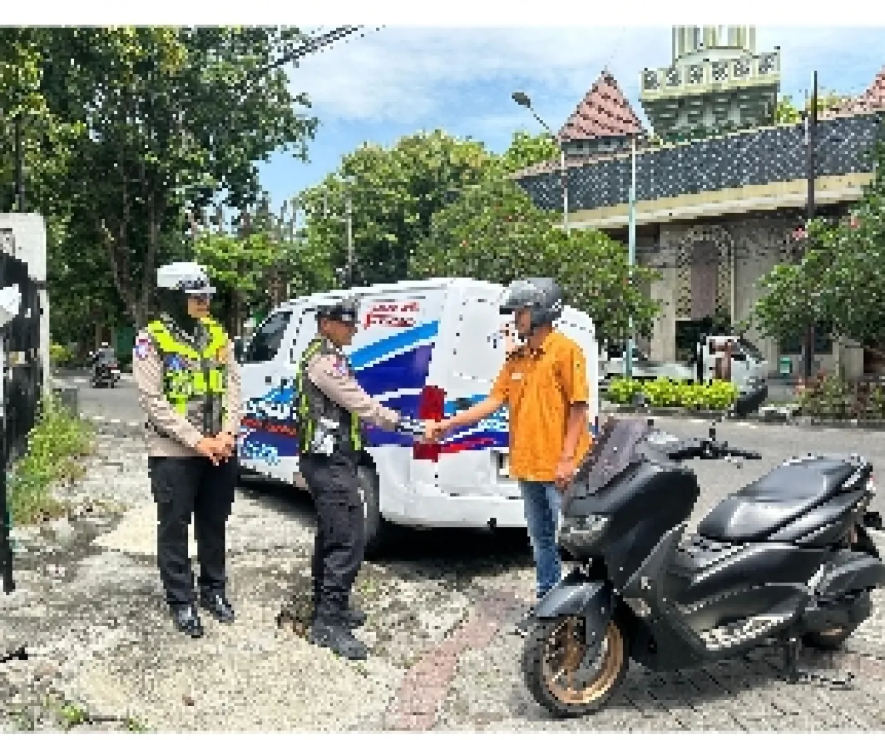 Antisipasi Kendaraan Mogok Saat Nataru, Satlantas Polres Gresik Turunkan Mobil KELINGAN AMAN