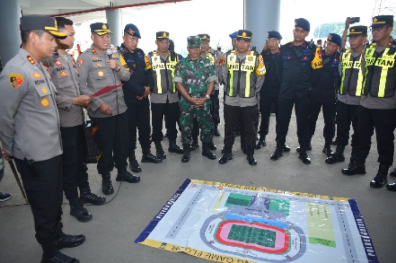 Pengamanan Sepak Bola Liga 2 Babak Play-off, Gresik United vs Persiku Kudus Berjalan Aman dan Kondusif