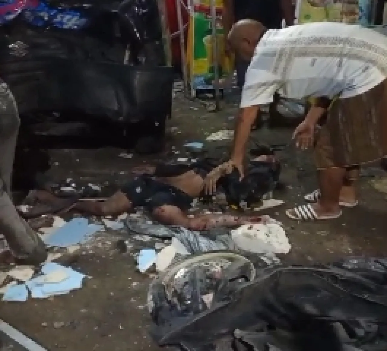 Dua Kendaraan Terlibat Kecelakaan di Jalan Raya Kepatihan, Satu Korban Dinyatakan Meninggal di TKP