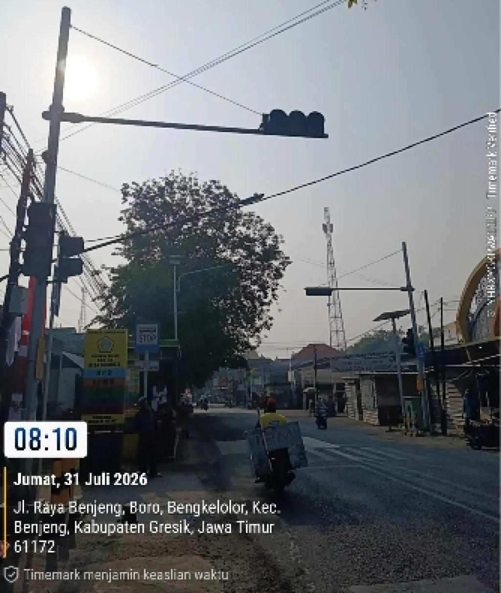 Lampu Penyeberangan Pasar Benjeng Mati, Warga Desak Perbaikan Demi Keselamatan Pengguna Jalan