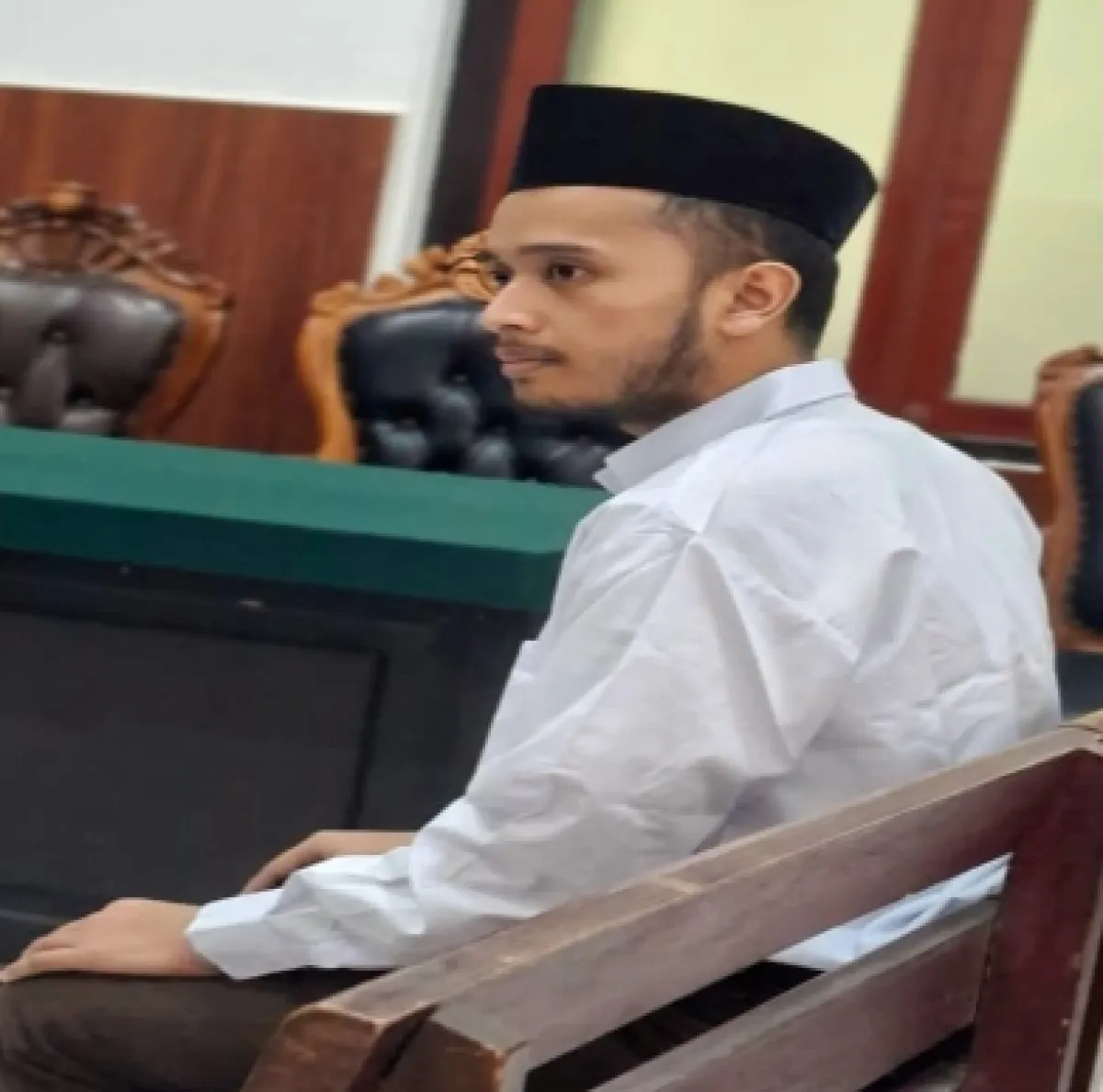 Curi dan Jual Mobil Suzuki Baleno Milik Pacarnya Sebesar Rp122 Juta, Berliansyah Zaka Diadili di PN Surabaya