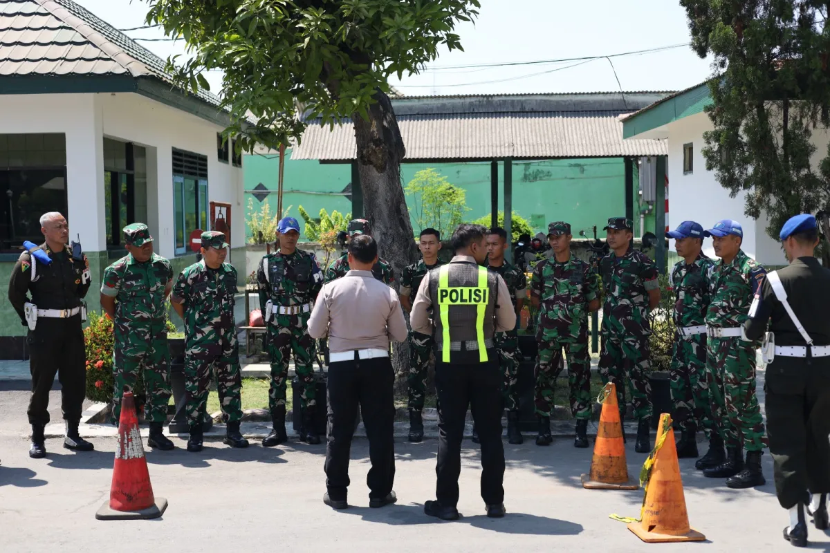 Satlantas Polres Gresik dan Subdenpom Perkuat Safety Riding, Personel Dibekali Teknik Antisipasi Bahaya