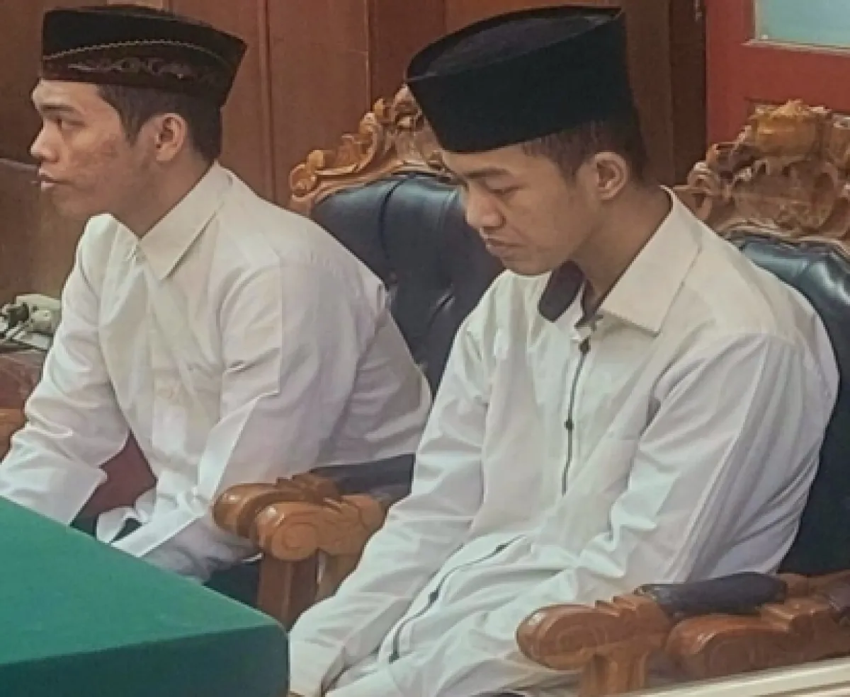 Gagal Curi Motor Beat Di Bulak, Ilham dan Daffne Dihukum 1 Tahun 8 Bulan Penjara