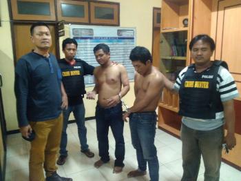 Warga Bakar Motor Penjambret Mulyosari