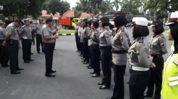 Polwan Wajib Menjaga Nama Baik dan Citra Polri Ditengah Masyarakat.