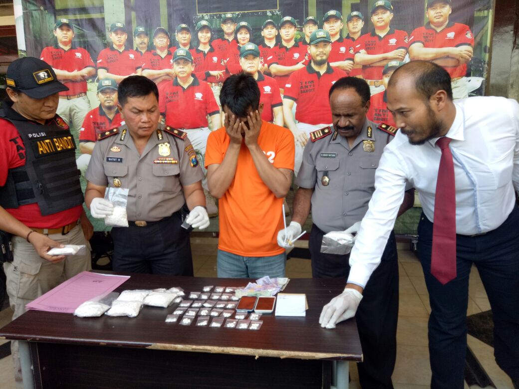 Pengecer Pil Koplo Asal Jombang, Keok di Tangan Polsek Jambangan.