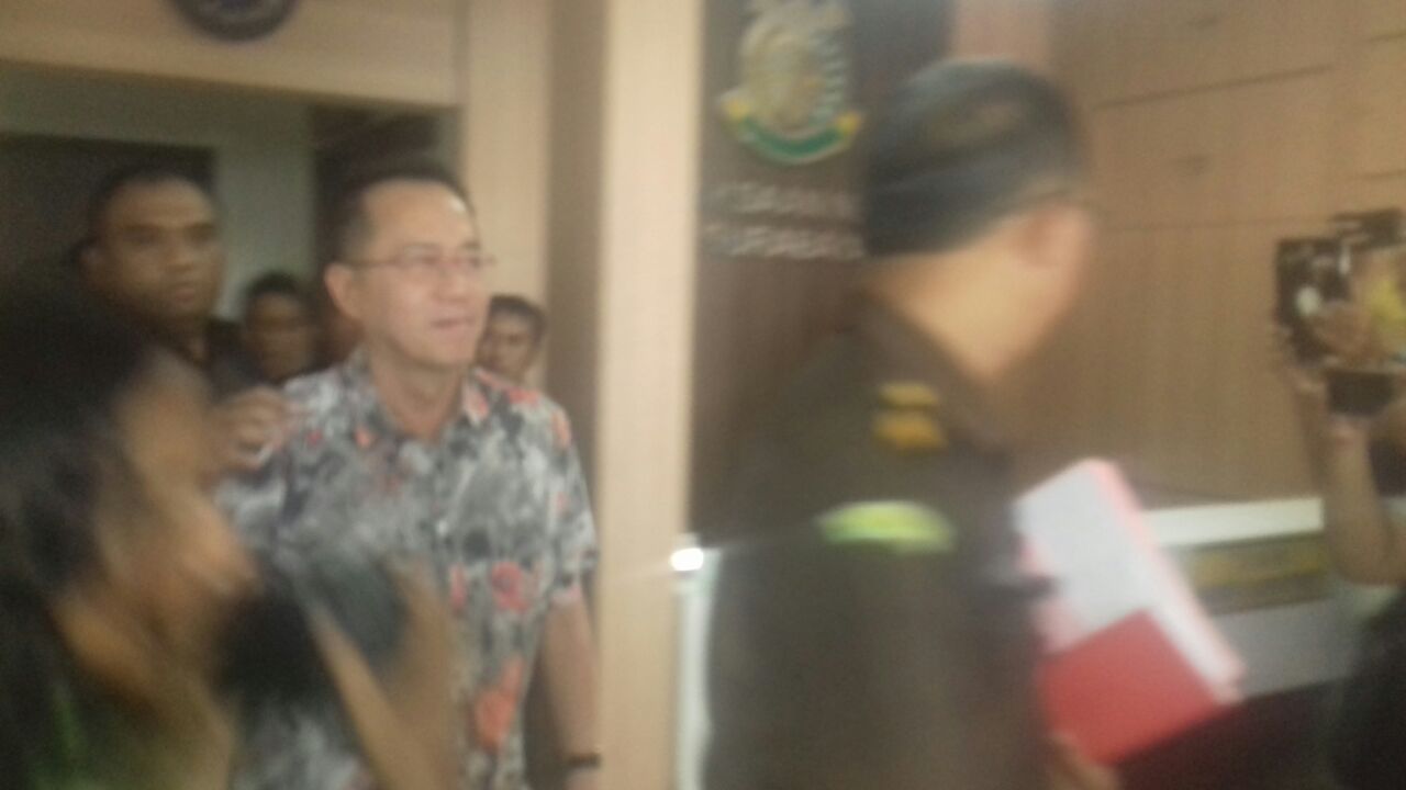 Kejari Surabaya Resmi Tahan Hendry J Gunawan.