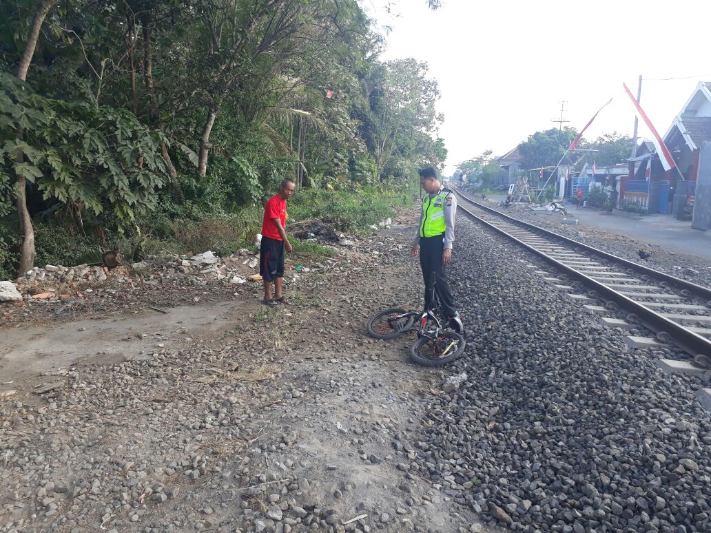 Lintasan KA Pakis Aji Telan Korban Bocah Umur 9 Tahun