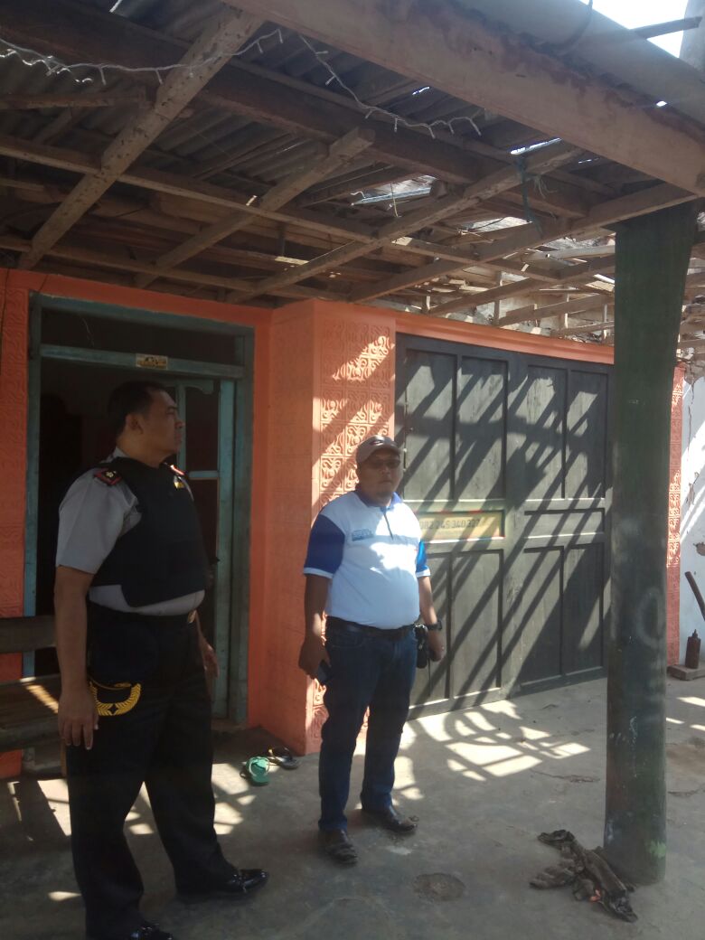 Balon Udara Meledak, Teras Rumah dan Pemilik Terbakar.