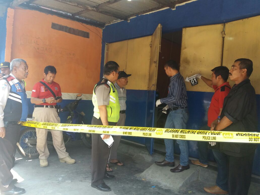 Nenek 60 Tahun Ditemukan Tewas Bersimbah Darah.