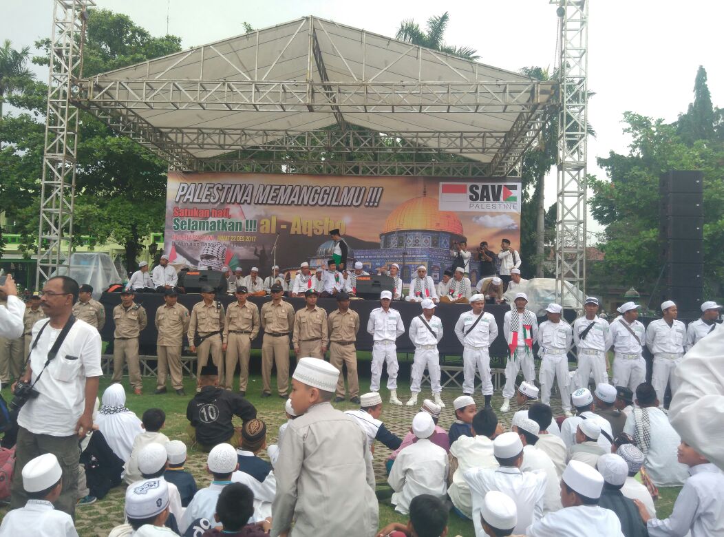 Polres Pasuruan Kawal Demo Bela Palestina.