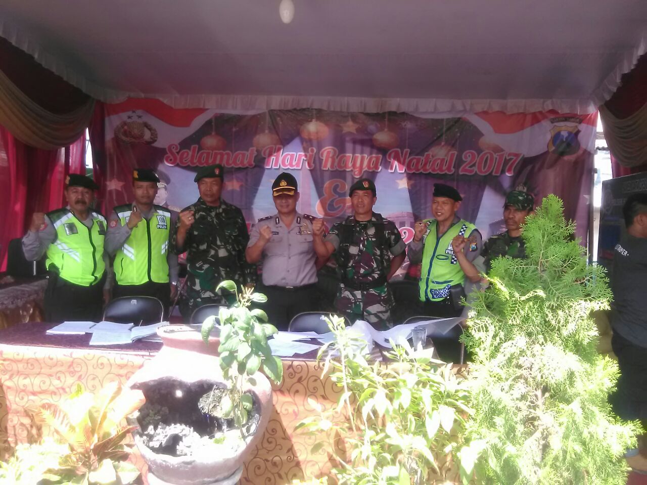 Pos Pengamanan Pertigaan Kupang Terlihat Indah dan Semarak.