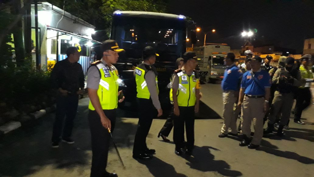 Beri Rasa Aman Warga, Polrestabes Surabaya Gelar Patroli Skala Besar.