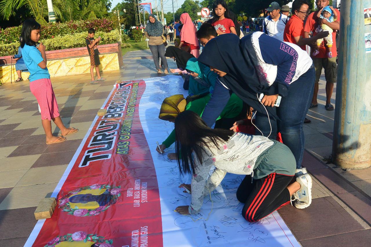 Masyarakat Situbondo Siap Dukung Polri Berantas Teroris.