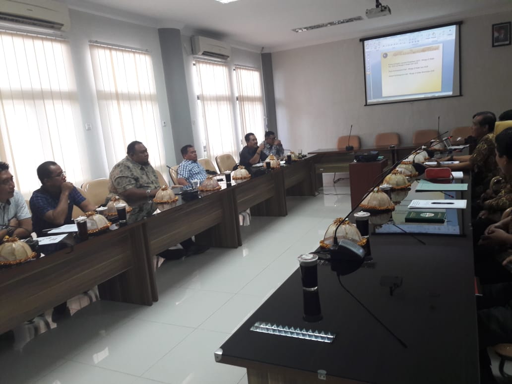 Komisi II DPRD Kabupaten Biltar, Minta Disperindag Maksimalkan Pembangunan Pasar Kanigoro.