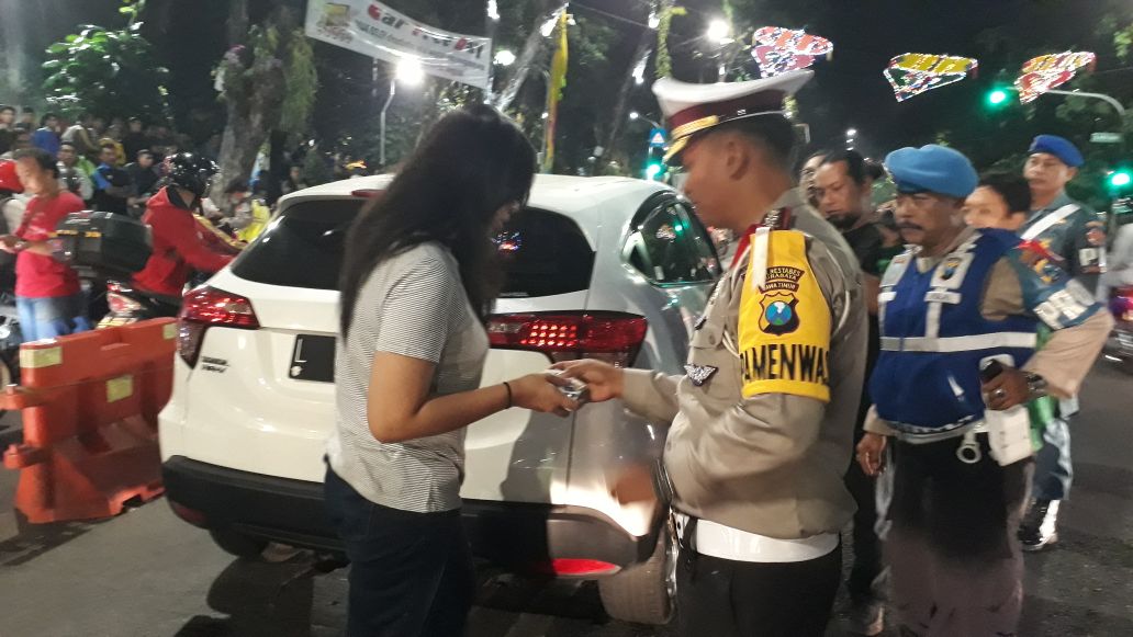 Berikan Rasa Aman Pada Warga, Satlantas Polrestabes Surabaya Gelar Cipkon Suromandali.