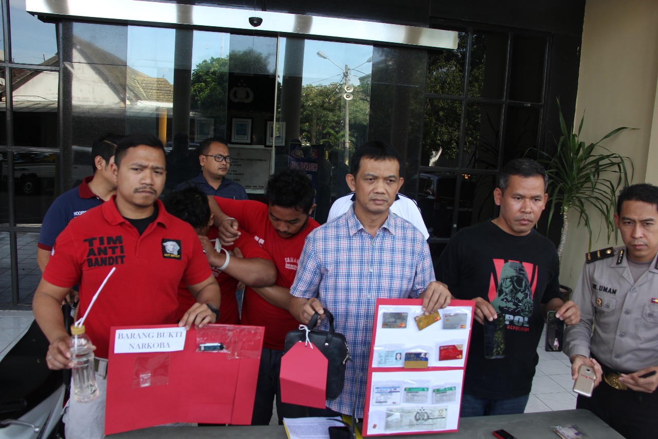 Pesta Miras dan Sabu Sebelum Beraksi, Pelaku Curas Keok di Tangan Resmob Polrestabes Surabaya.