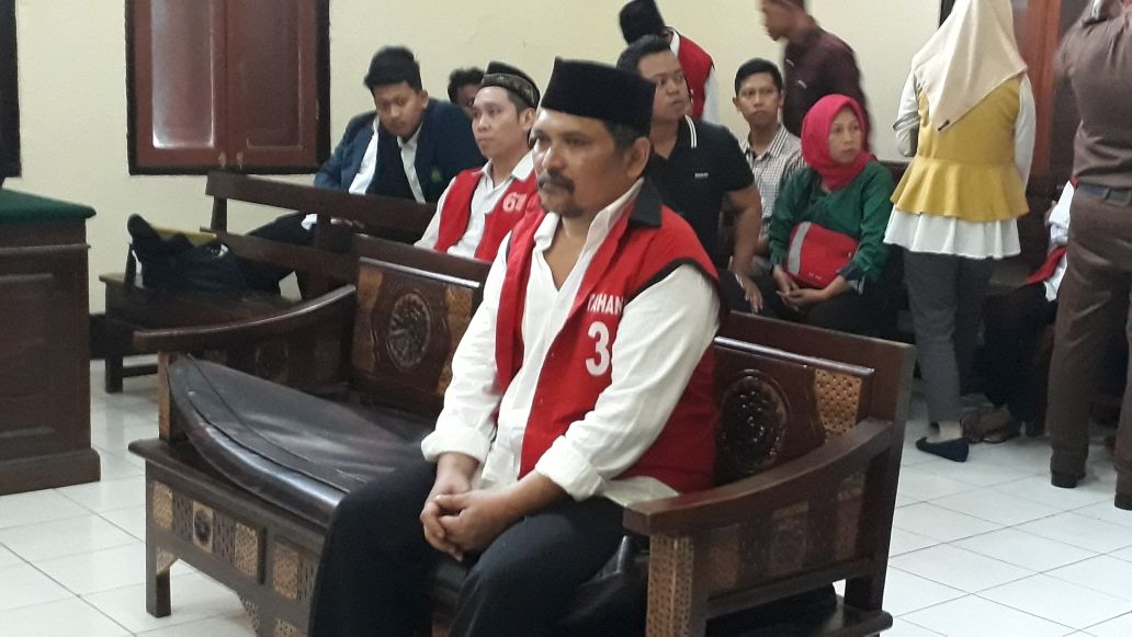 Niwi BD Sabu Asal Bangkalan, Didampingi LBH Lacak Saat Disidangkan.
