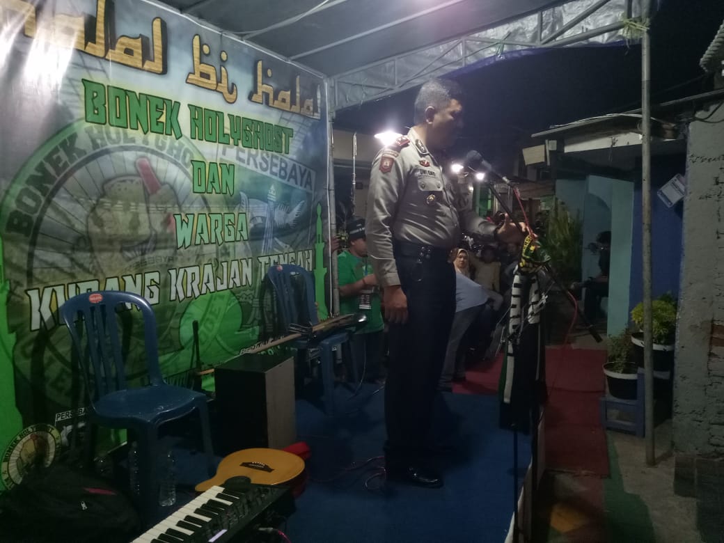 Kapolsek Sawahan Hadiri Halal bi Halal Bonek Hollyghost.