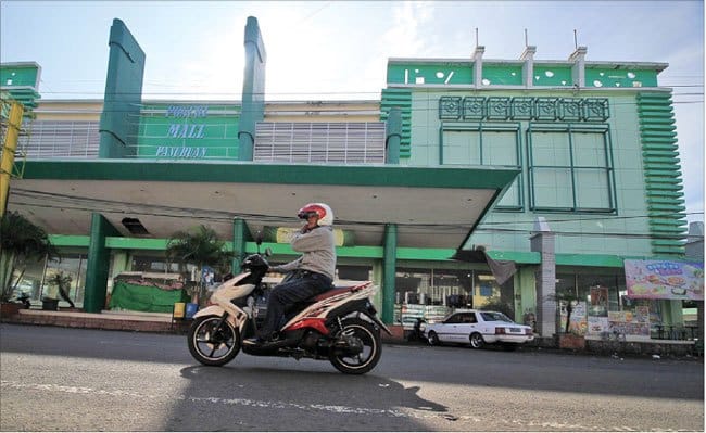Mall Poncol Pasuruan Yang Terlupakan.