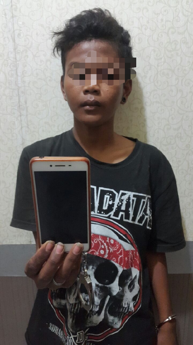 Sukses Beraksi 6 Kali, Jambret Ingusan Menangis Saat Diciduk.