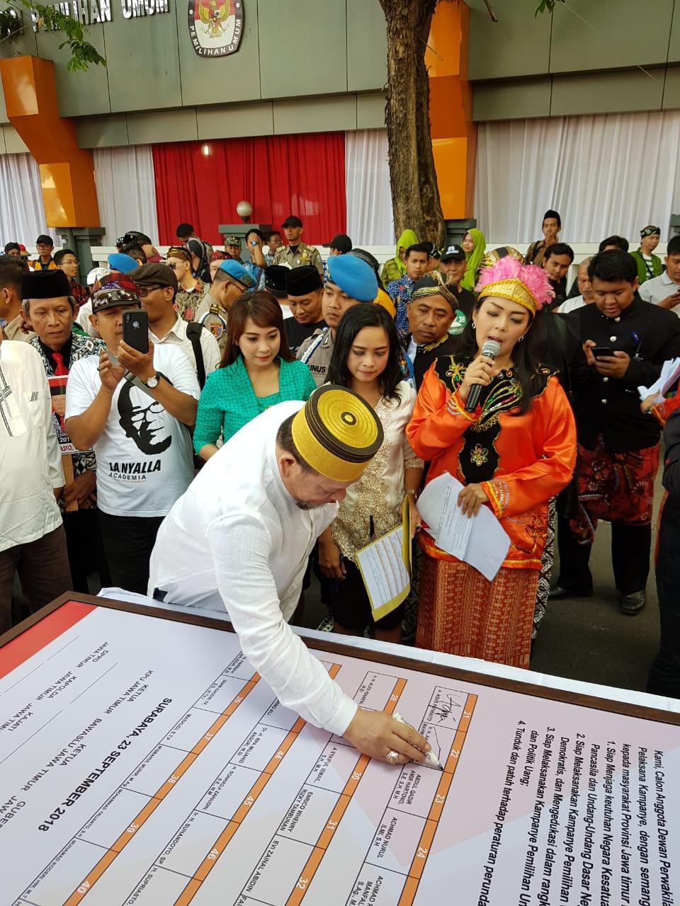 Usai Keliling Jatim Pantau Ekonomi, La Nyalla Akan Majukan UMKM. 