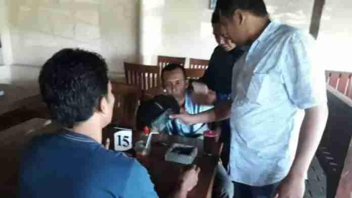 Peras Kades, Oknum LSM Dibekuk.