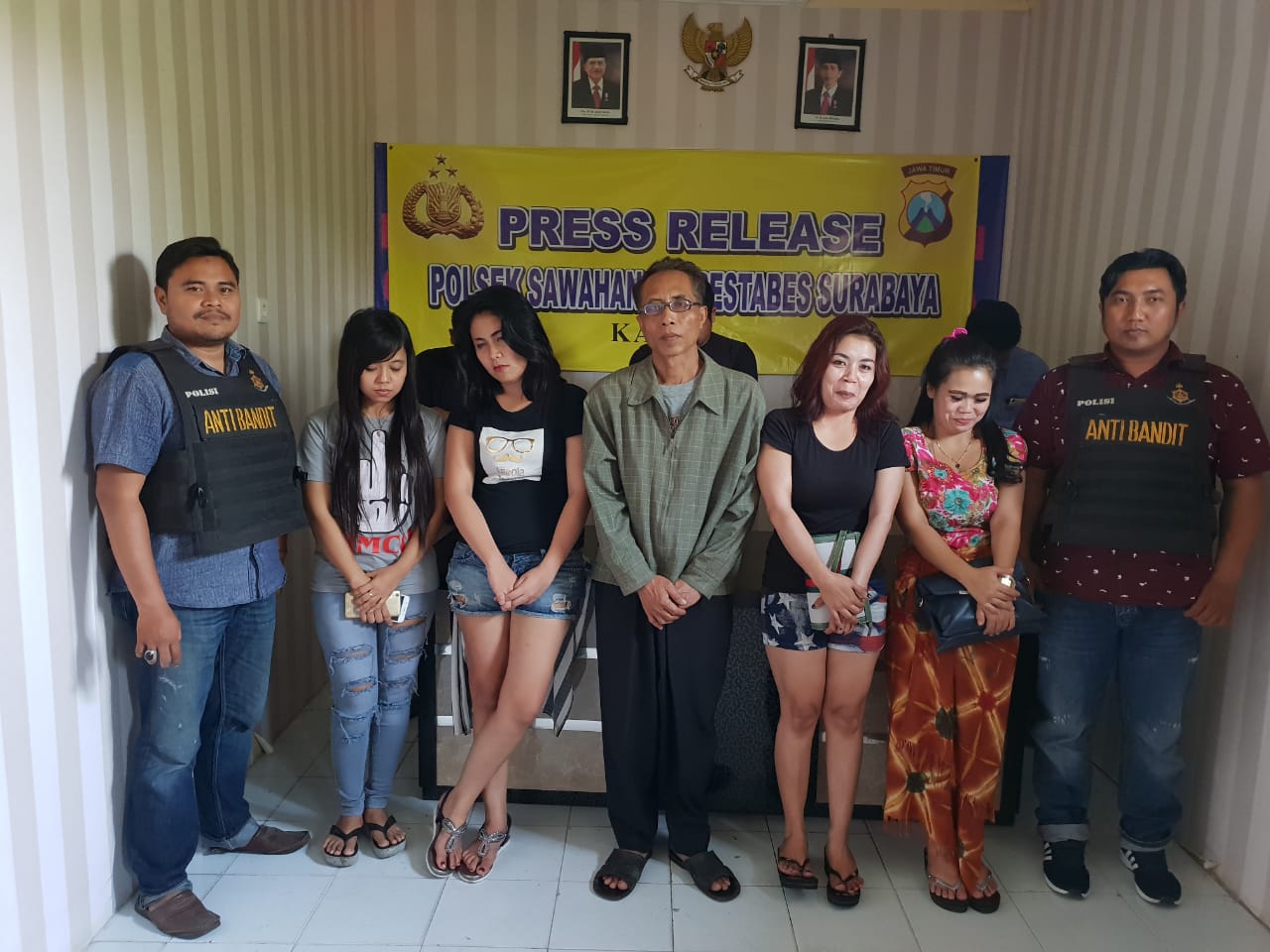 Dolly Masih Menggeliat, Kapolsek Sawahan Meradang.