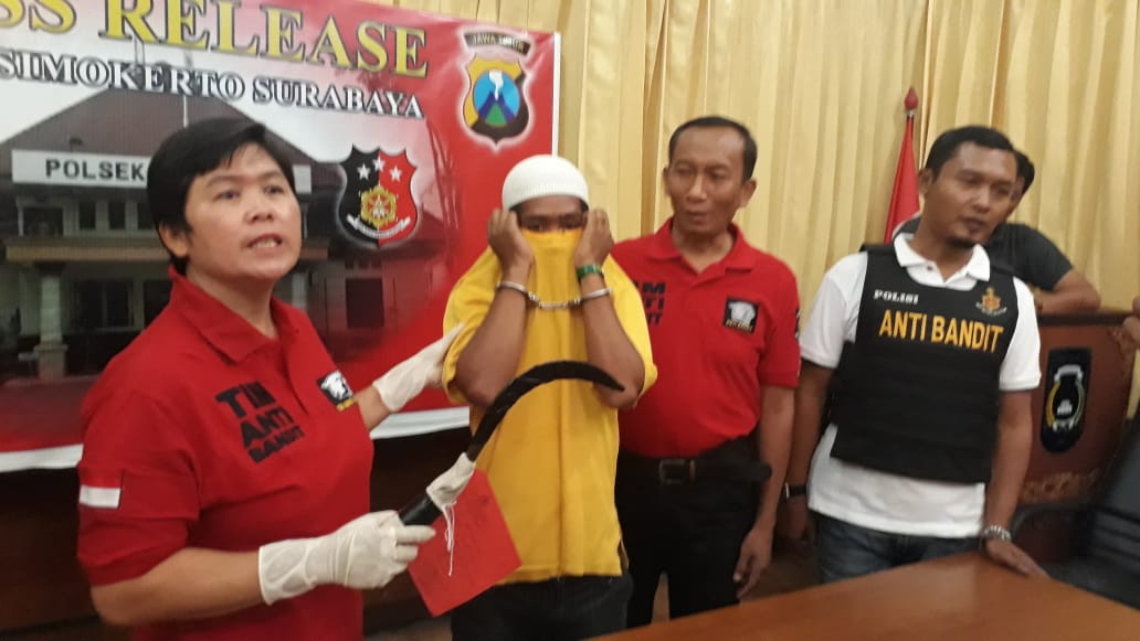 Cemburu Buta, Mantan Istri Sirih Dianiaya, Clurit Sudah Terselip di Pinggang
