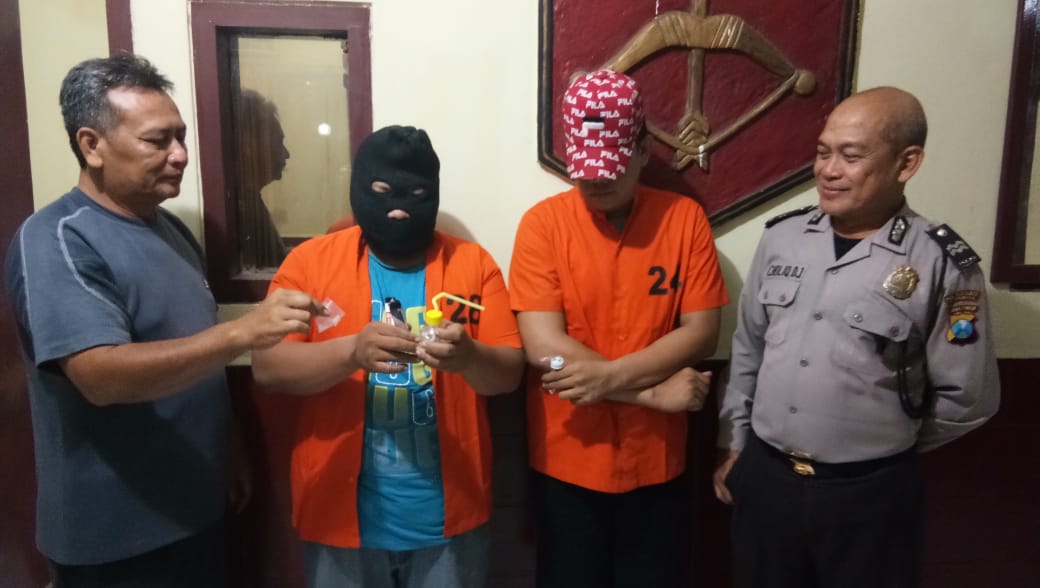 Sembunyikan Sabu Dalam Kotak Permen, 2 Pria Ini Dijebloskan Penjara.