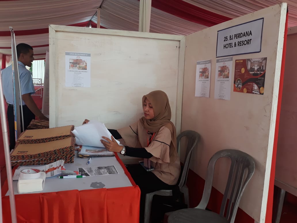 33 Perusahaan Ikuti Job Fair, Hanya 1 Perusahaan Yang Lakukan Tes Karyawan.