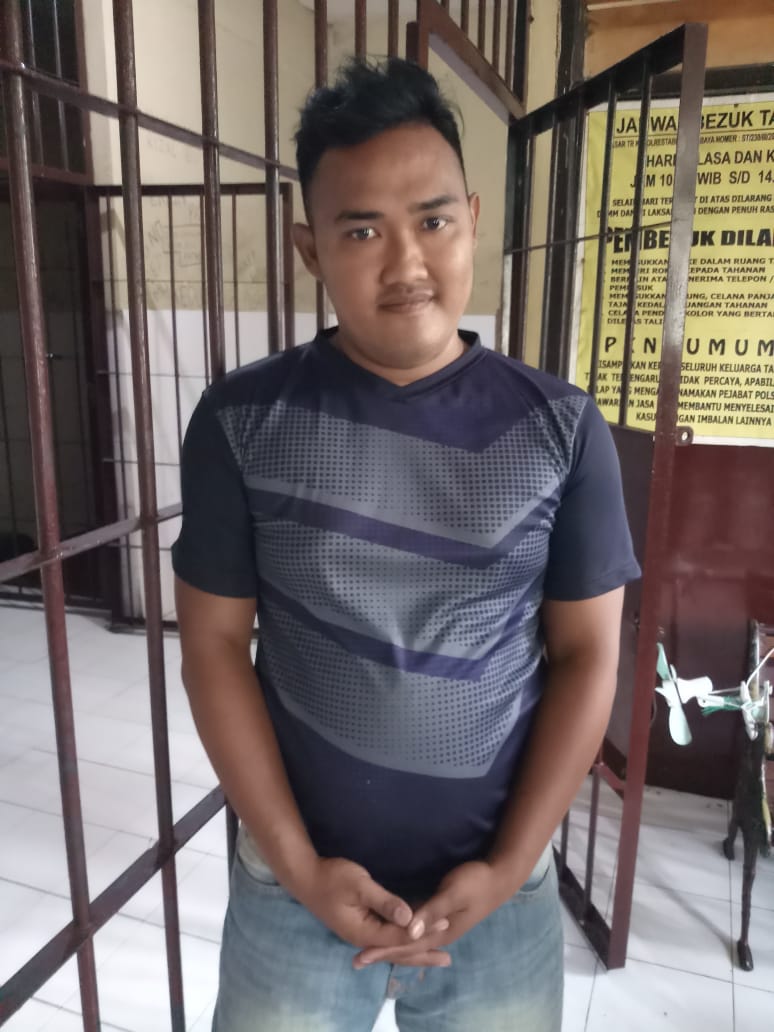 Embat HP Lewat Pintu Belakang, Mantan Karyawan Ini Dijebloskan Penjara.