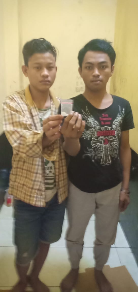 Usai Beli Sabu, 2 Pemuda Ini di Ringkus Polisi.