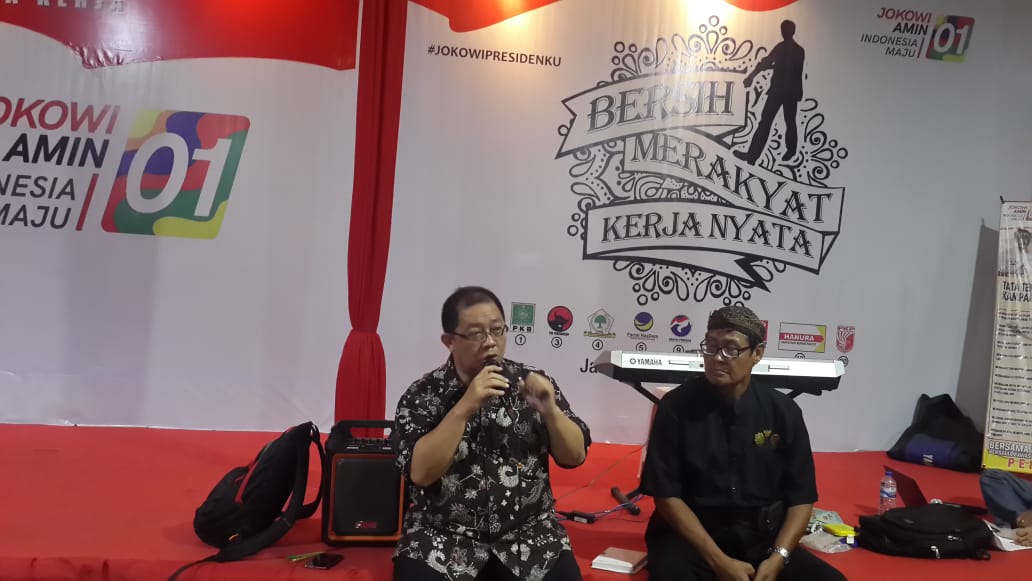 Ngopi Politik Ala ARJ Jatim, Pemilih Kritis dan Pemilih Identitas.
